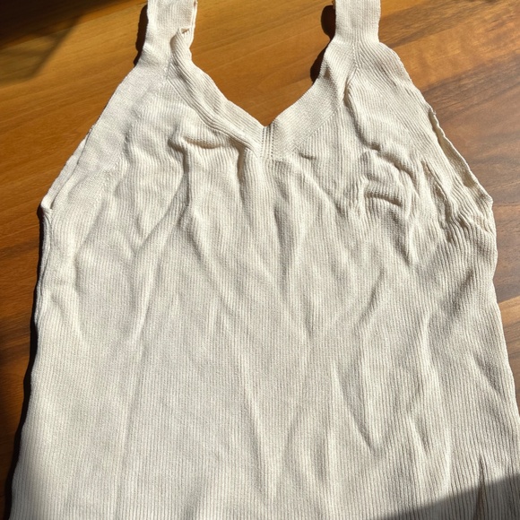 Knit Tank Top - Picture 2 of 4